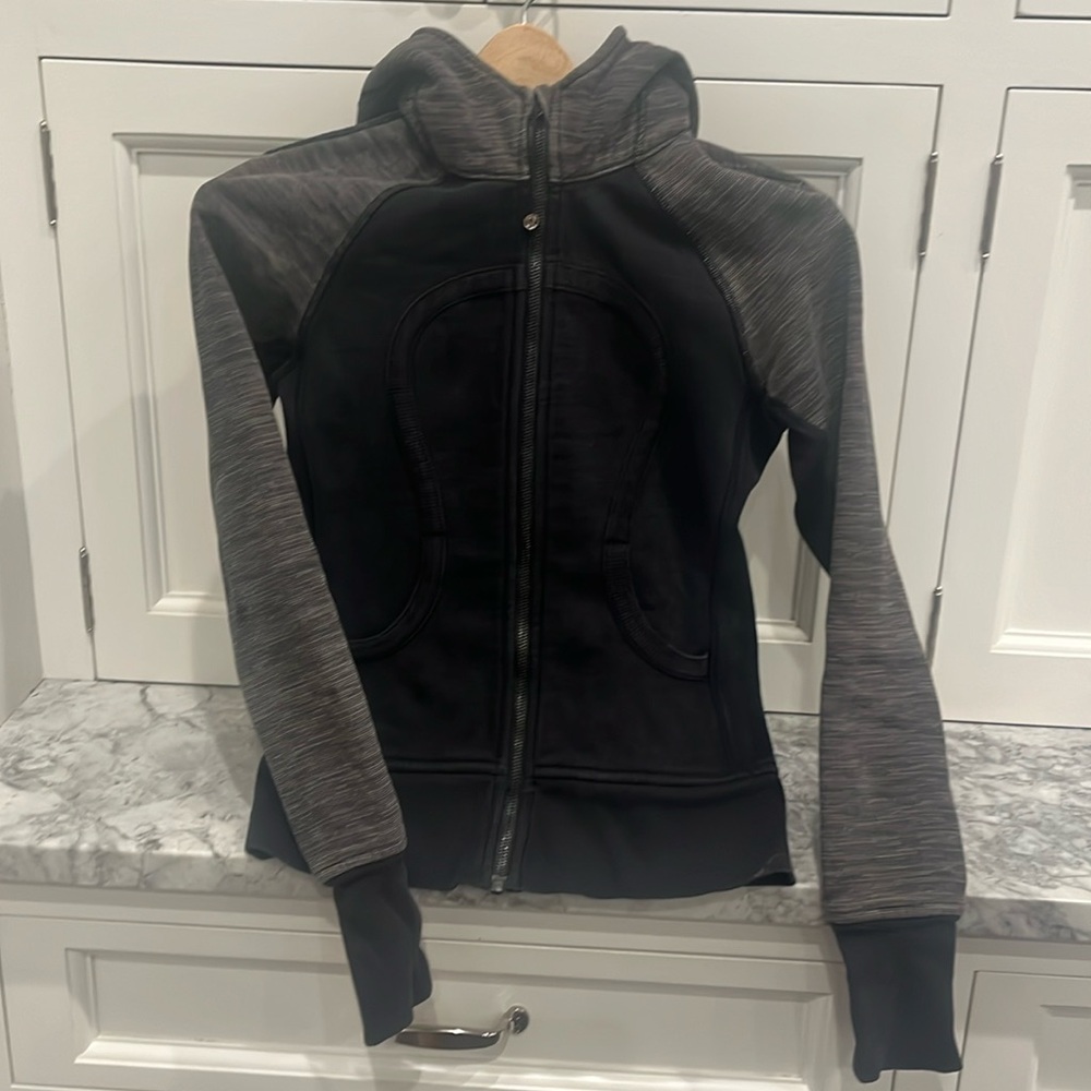 Lululemon zip up hoodie
